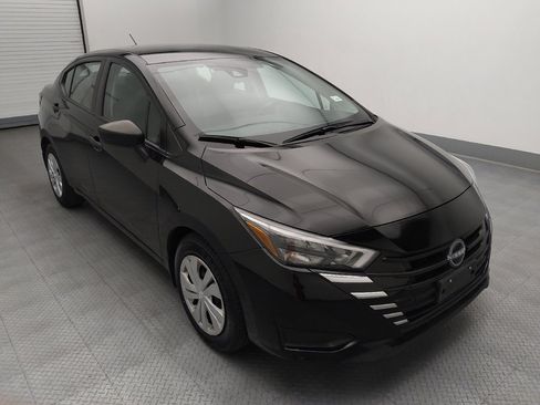 Used 2025 Nissan Versa S w/ Trunk Package FWD image 13