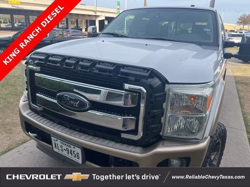 Used 2012 Ford F250 King Ranch w/ King Ranch w/Chrome Pkg image 3