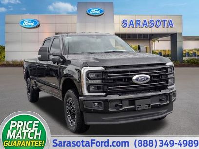 New 2025 Ford F350 Platinum w/ FX4 Off-Road Package