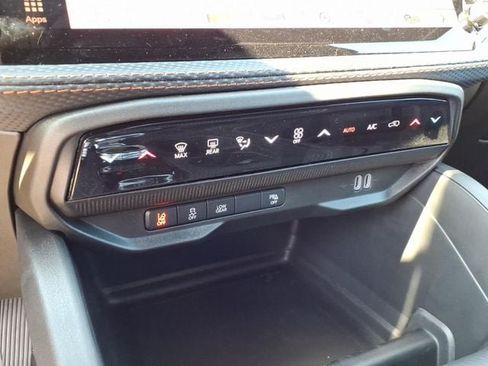 New 2026 Jeep Cherokee Limited AWD/4WD image 19