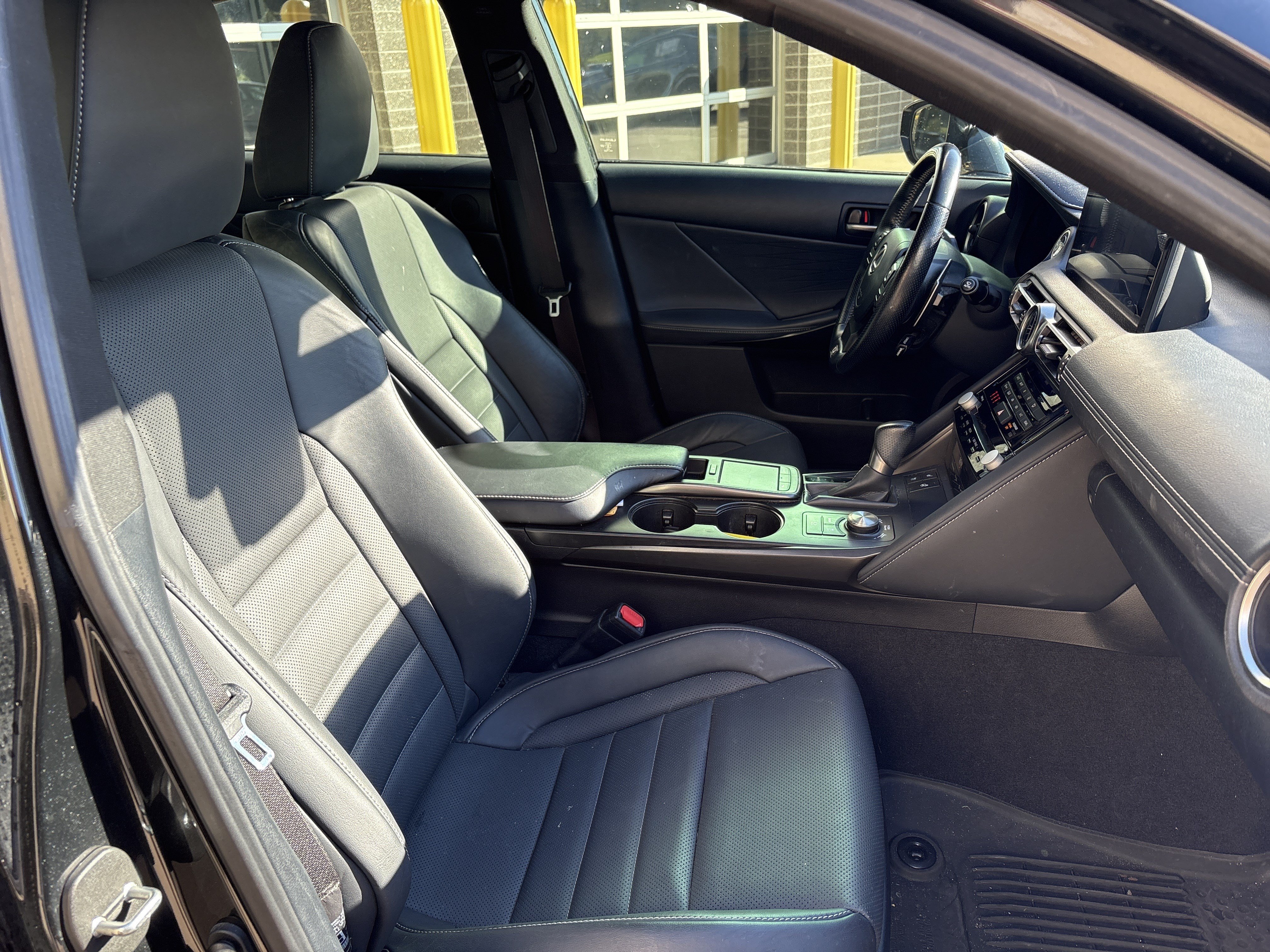 Used 2021 Lexus IS 350 F Sport AWD/4WD image 33