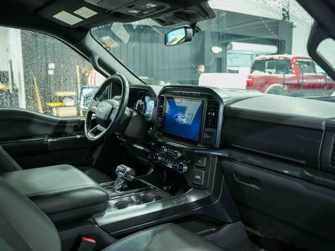 Used 2022 Ford F150 XLT w/ Equipment Group 302A High image 13
