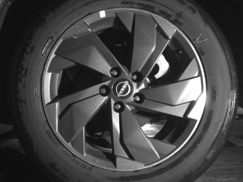 Used 2025 Nissan Rogue SV image 14