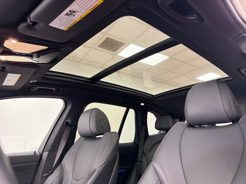 Used 2021 BMW X5 xDrive40i w/ Premium Package image 13