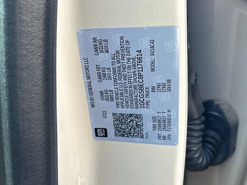 Used 2023 Chevrolet Colorado W/T image 28