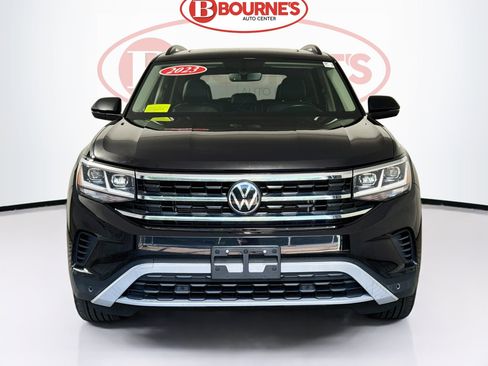 Used 2023 Volkswagen Atlas SE w/ Panoramic Sunroof Package AWD/4WD image 6