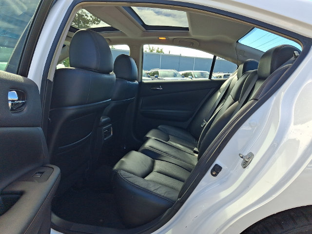 Used 2011 Nissan Maxima 3.5 SV w/ Premium Pkg FWD image 10