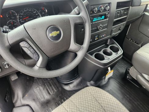 New 2025 Chevrolet Express 2500 w/ Driver Convenience Package image 27