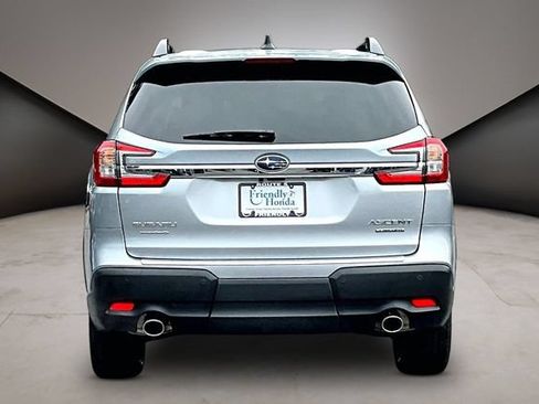 Used 2025 Subaru Ascent Limited AWD/4WD image 5
