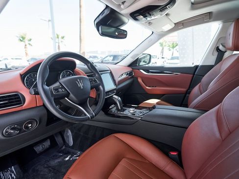 Used 2022 Maserati Levante GT image 2