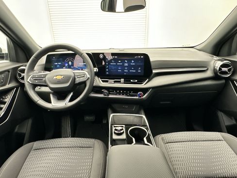 New 2026 Chevrolet Equinox LT AWD/4WD image 16