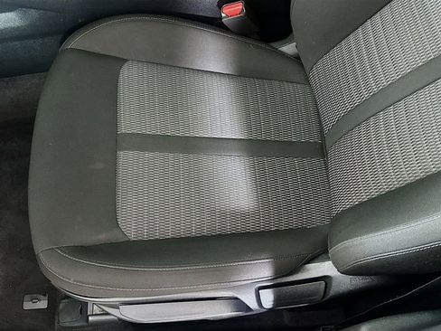 Certified 2023 Kia Sorento LX FWD image 25