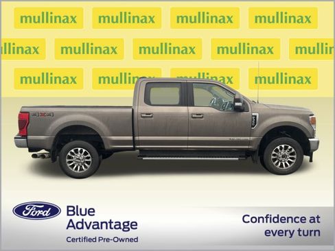Used 2020 Ford F350 Lariat image 2
