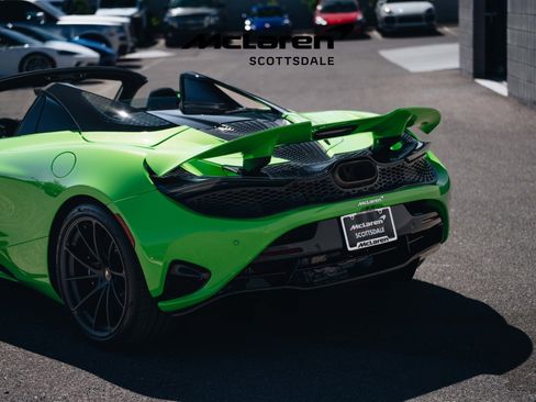 Used 2025 McLaren 750S Spider image 16