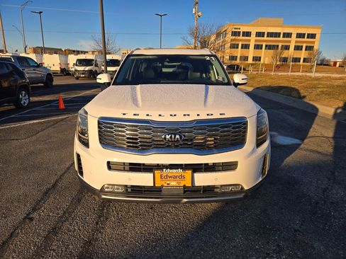 Used 2021 Kia Telluride SX w/ SX Prestige Package image 10