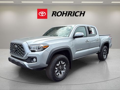 Used 2023 Toyota Tacoma TRD Off-Road AWD/4WD image 2