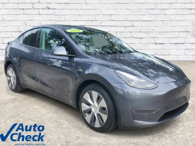 Used 2023 Tesla Model Y Long Range AWD/4WD image 5