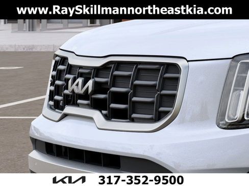 New 2025 Kia Telluride S image 12