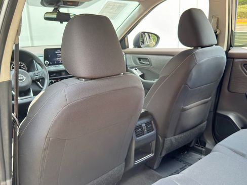 Used 2023 Nissan Rogue S FWD image 28