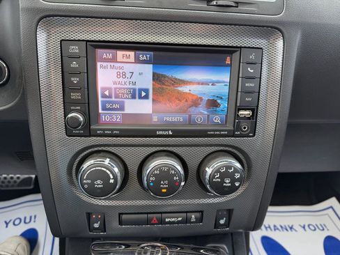 Used 2012 Dodge Challenger R/T image 15