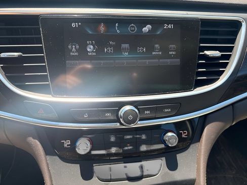 Used 2017 Buick LaCrosse Preferred FWD image 10