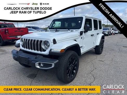 Used 2025 Jeep Wrangler Unlimited Sahara w/ Safety Group AWD/4WD image 1