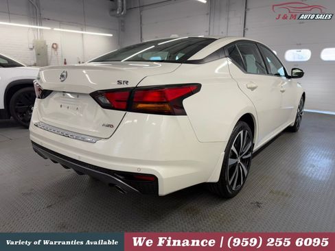 Used 2021 Nissan Altima 2.5 SR w/ SR Premium Package AWD/4WD image 8