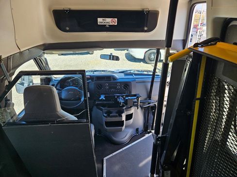 Used 2013 Ford E-350 and Econoline 350 Extended Super Duty w/ PWR Group RWD image 39