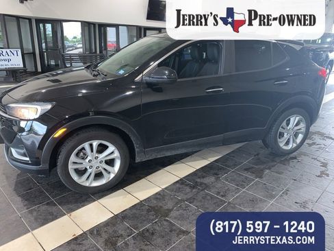 Used 2021 Buick Encore GX Preferred w/ Cold Weather Comfort Package FWD image 2