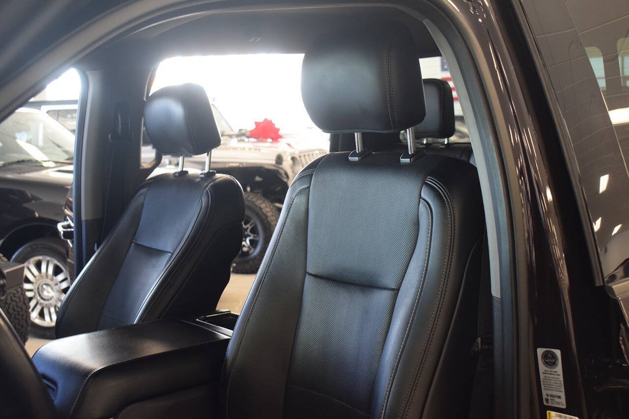 Used 2018 Ford F250 Lariat w/ Lariat Ultimate Package RWD image 36