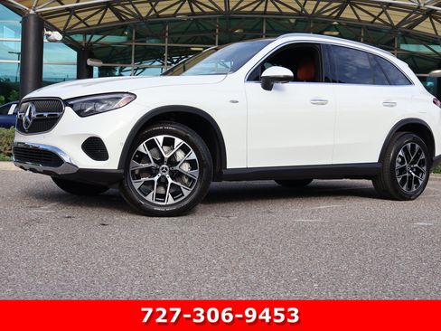 Certified 2025 Mercedes-Benz GLC 350e 4MATIC image 1