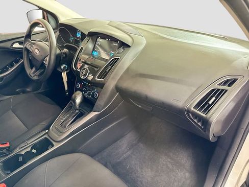 Used 2018 Ford Focus SEL FWD image 27