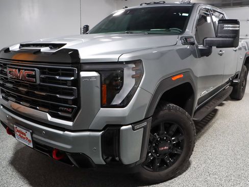 Used 2025 GMC Sierra 2500 AT4 w/ AT4 Premium Plus Package AWD/4WD image 35