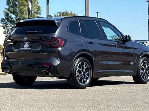 Used 2024 BMW X3 xDrive30i w/ M Sport Package AWD/4WD image 4