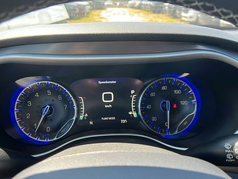 New 2026 Chrysler Voyager LX image 25