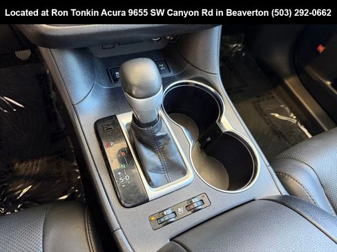 Used 2017 Toyota Highlander Limited AWD/4WD image 24