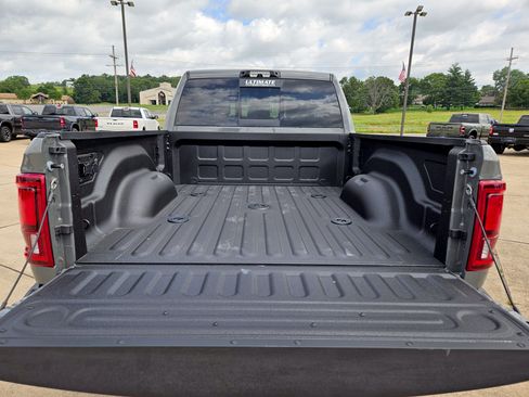 New 2026 RAM 2500 Rebel AWD/4WD image 13