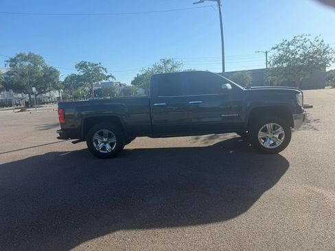 Used 2015 GMC Sierra 1500 SLE w/ SLE Value Package RWD image 5