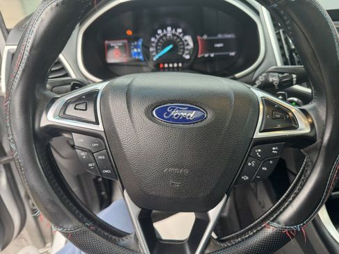 Used 2015 Ford Edge SEL w/ Equipment Group 201A AWD/4WD image 12