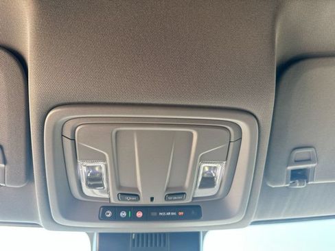 Used 2024 Chevrolet Silverado 1500 LT AWD/4WD image 40