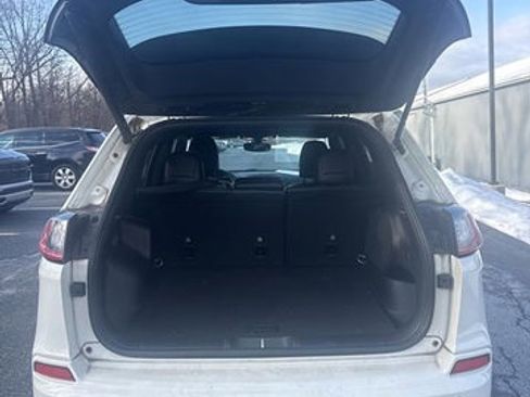 Used 2019 Jeep Cherokee High Altitude image 4