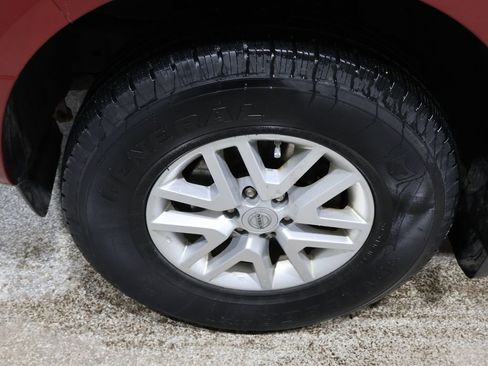 Used 2019 Nissan Frontier SV image 9