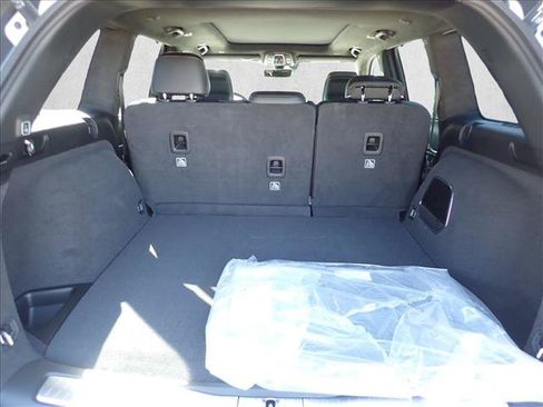 New 2026 Jeep Grand Cherokee Summit w/ Obsidian Package AWD/4WD image 8