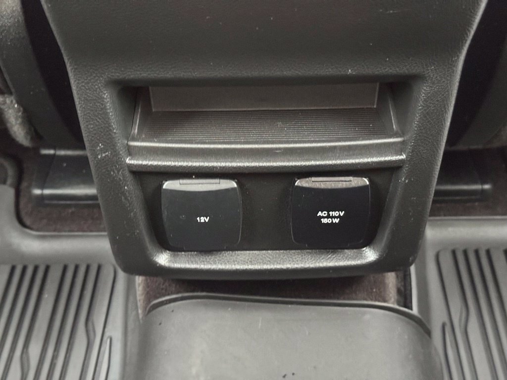 Certified 2020 Ford Edge Titanium AWD/4WD image 31