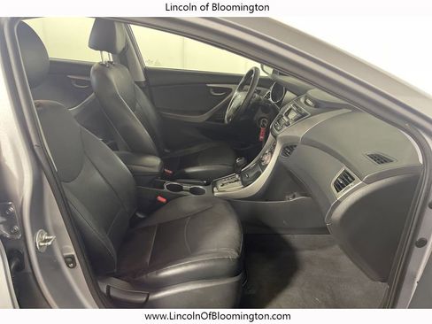 Used 2013 Hyundai Elantra Limited image 17