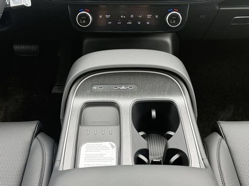 New 2026 Hyundai Palisade FWD Hybrid image 16