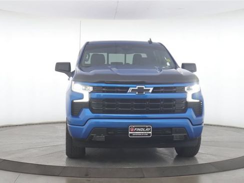 Used 2022 Chevrolet Silverado 1500 RST AWD/4WD image 12