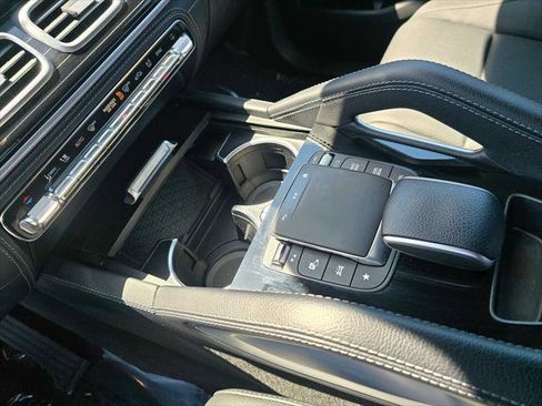 Used 2024 Mercedes-Benz GLE 350 4MATIC image 31
