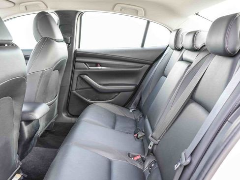 Used 2025 MAZDA MAZDA3 s FWD image 18