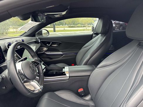 Used 2025 Mercedes-Benz CLE 300 4MATIC Coupe image 16